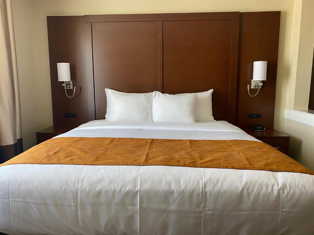 Comfort Suites Midland West Zewnętrze zdjęcie