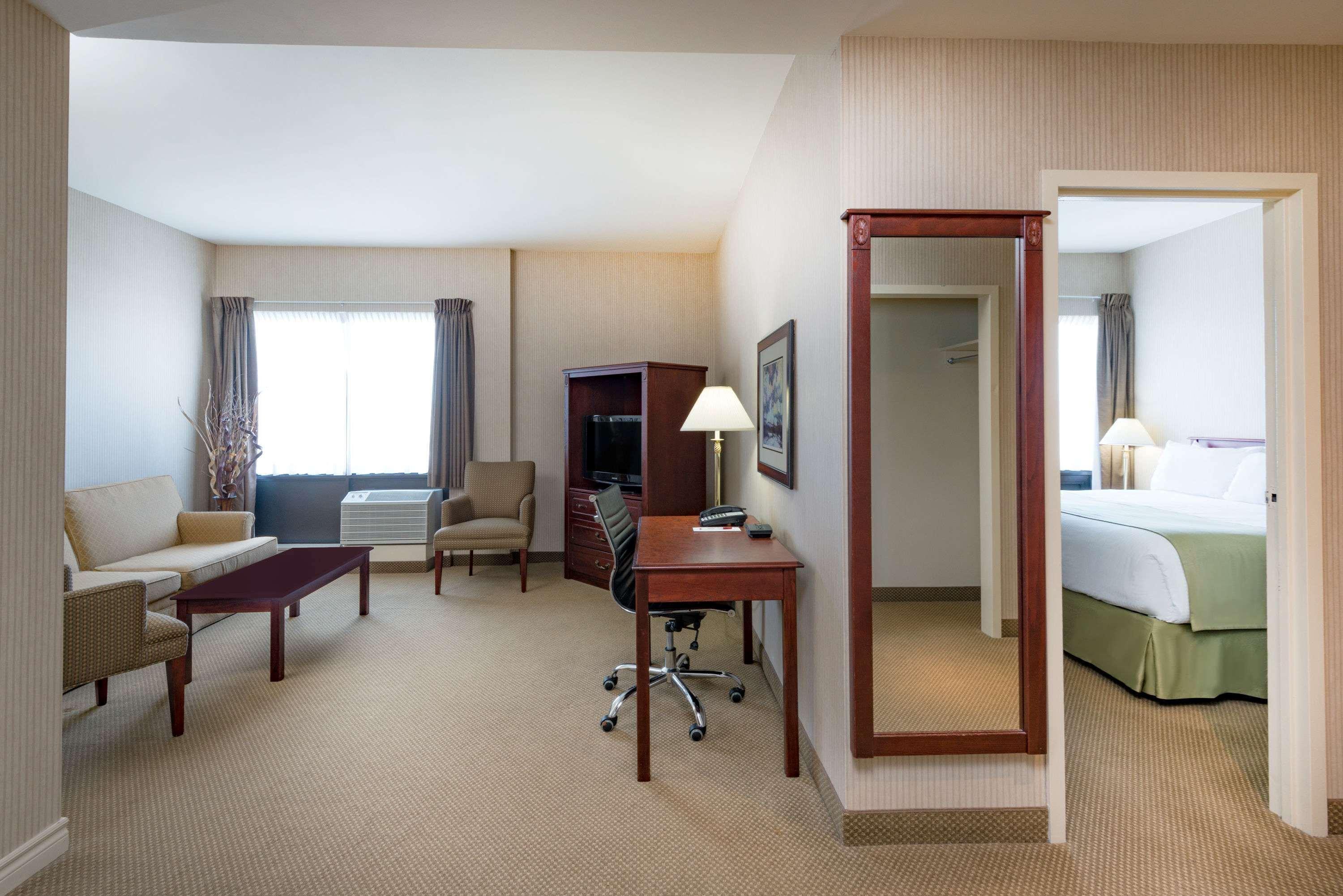 Comfort Suites Midland West Zewnętrze zdjęcie